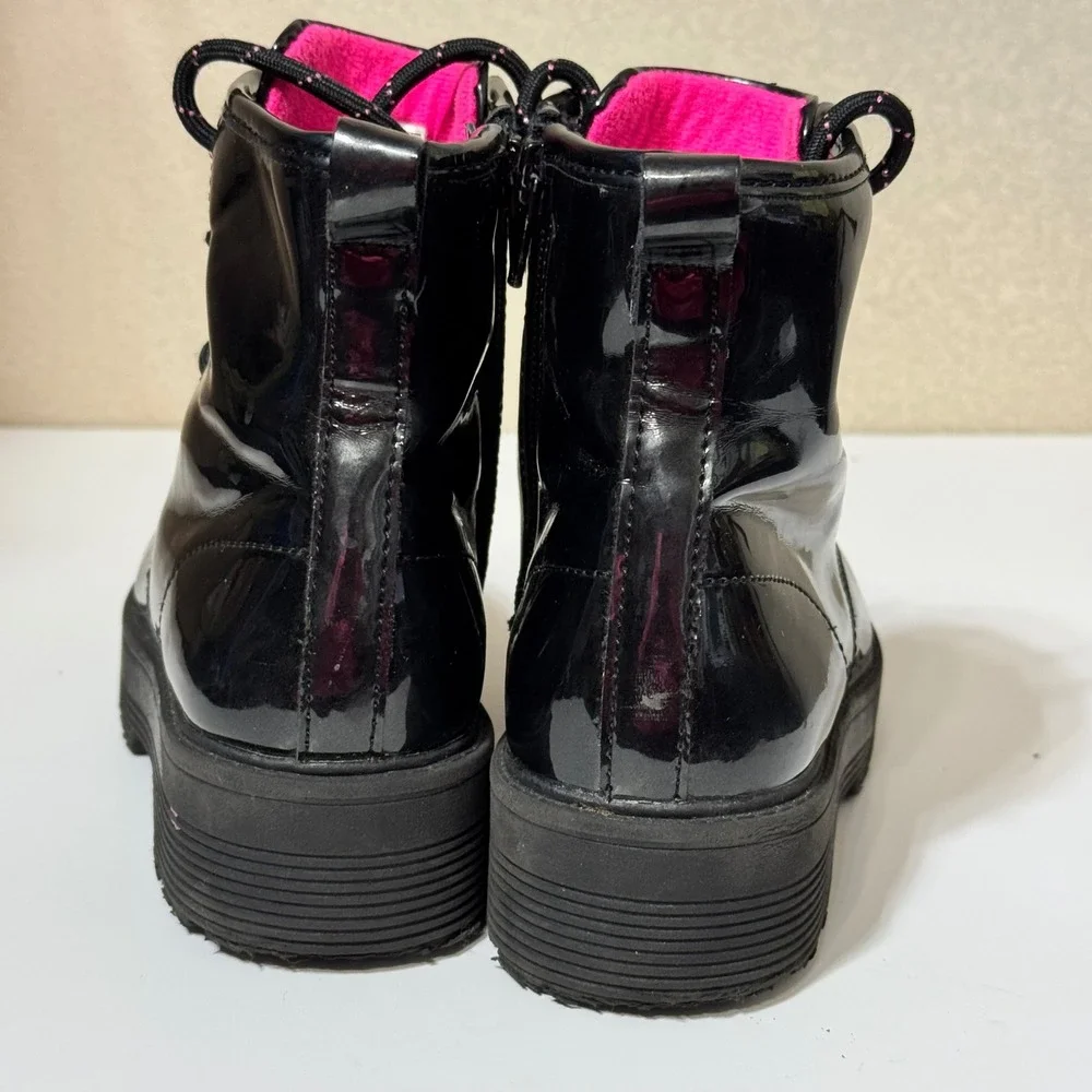 Skechers girls combat